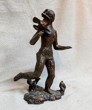 The Girl Running Bronze, 5 inches H, 1999-2005, LM-2028